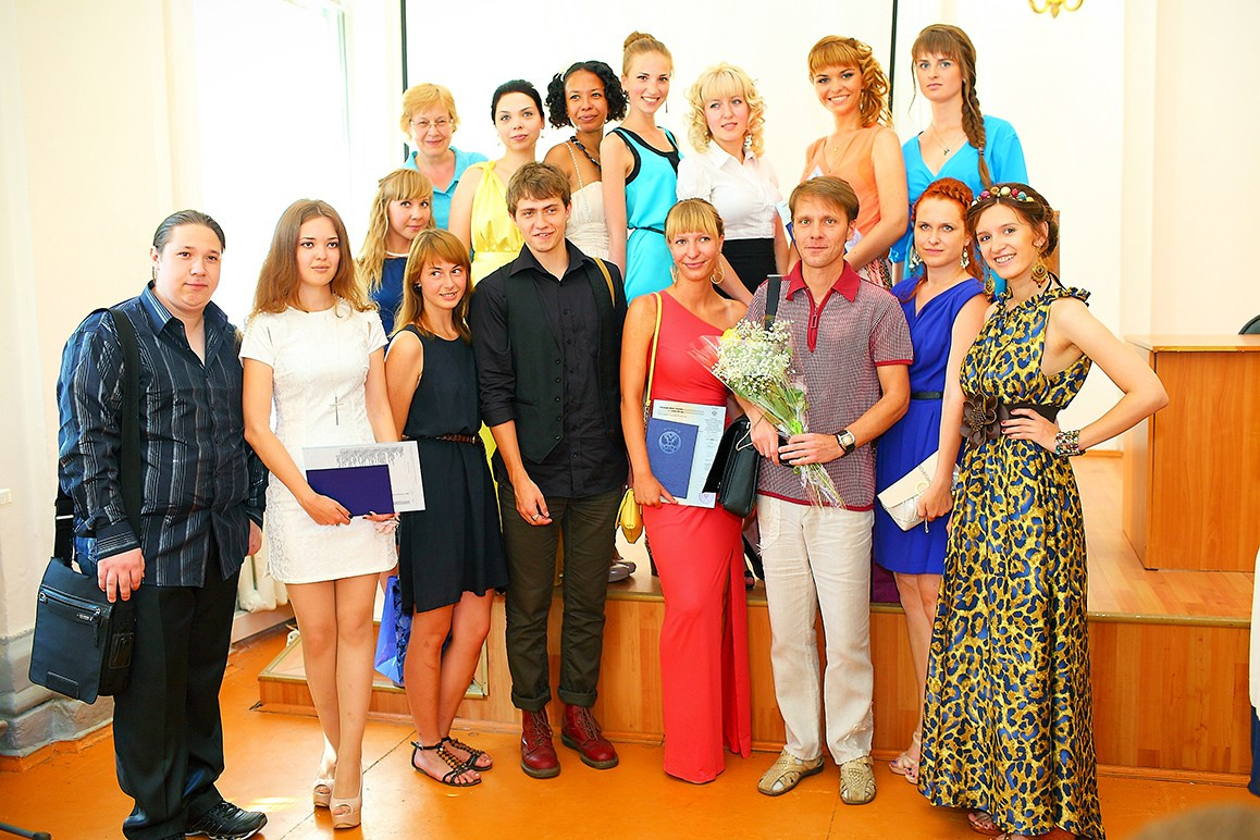 Портфолио фотографа на съемку выпускных. Свадебный и репортажный фотограф в Ярославле и Санкт-Петербурге Роман Микрюков