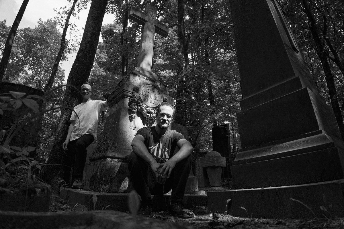 Петр Петяев и Павел Петяев, фотосессия к альбому Петяев-Петяев "Безмерное величие"