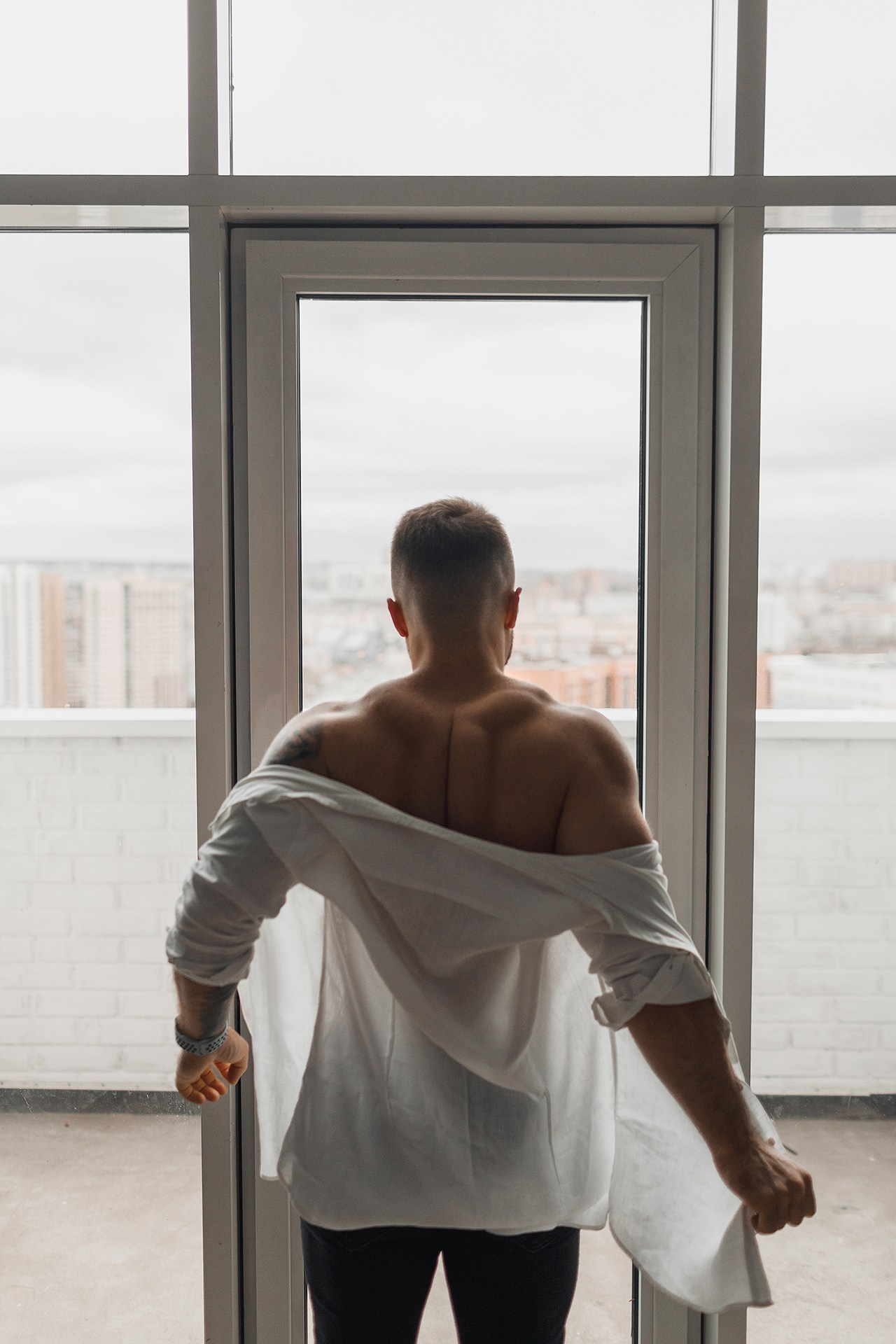 Индивидуальная мужская фотосессия. Профессиональный фотограф в Новосибирске