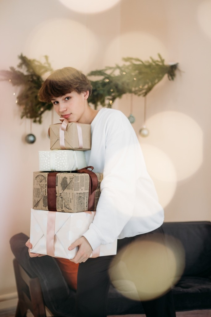 Школьники В Новогодней студии. Фотограф Бурятия. Печать фотокниг