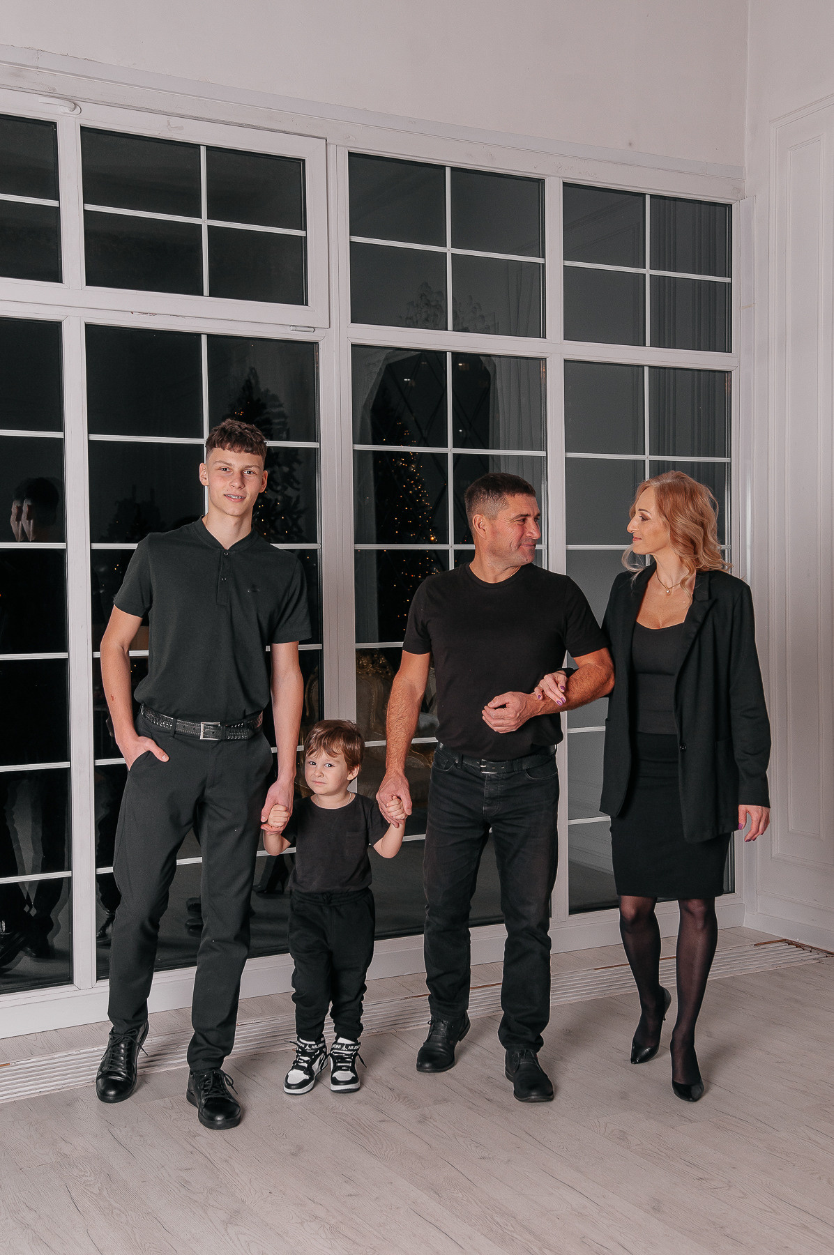 Happy Family_Елена и семья. Свадебный и семейный фотограф в Минске Яна Новак