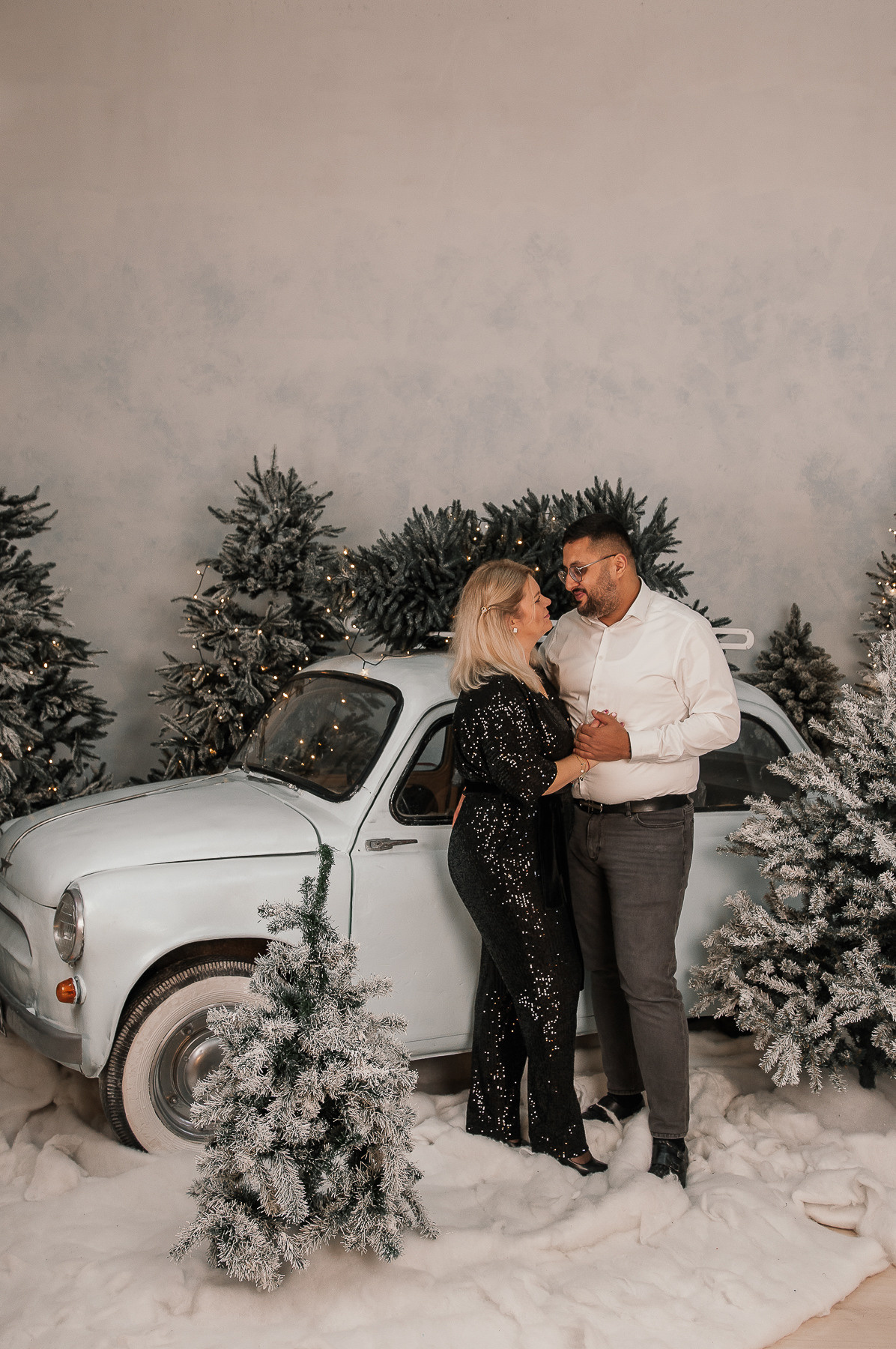 Happy family_Лена, Джихат, Ясмин и семья. Свадебный и семейный фотограф в Минске Яна Новак