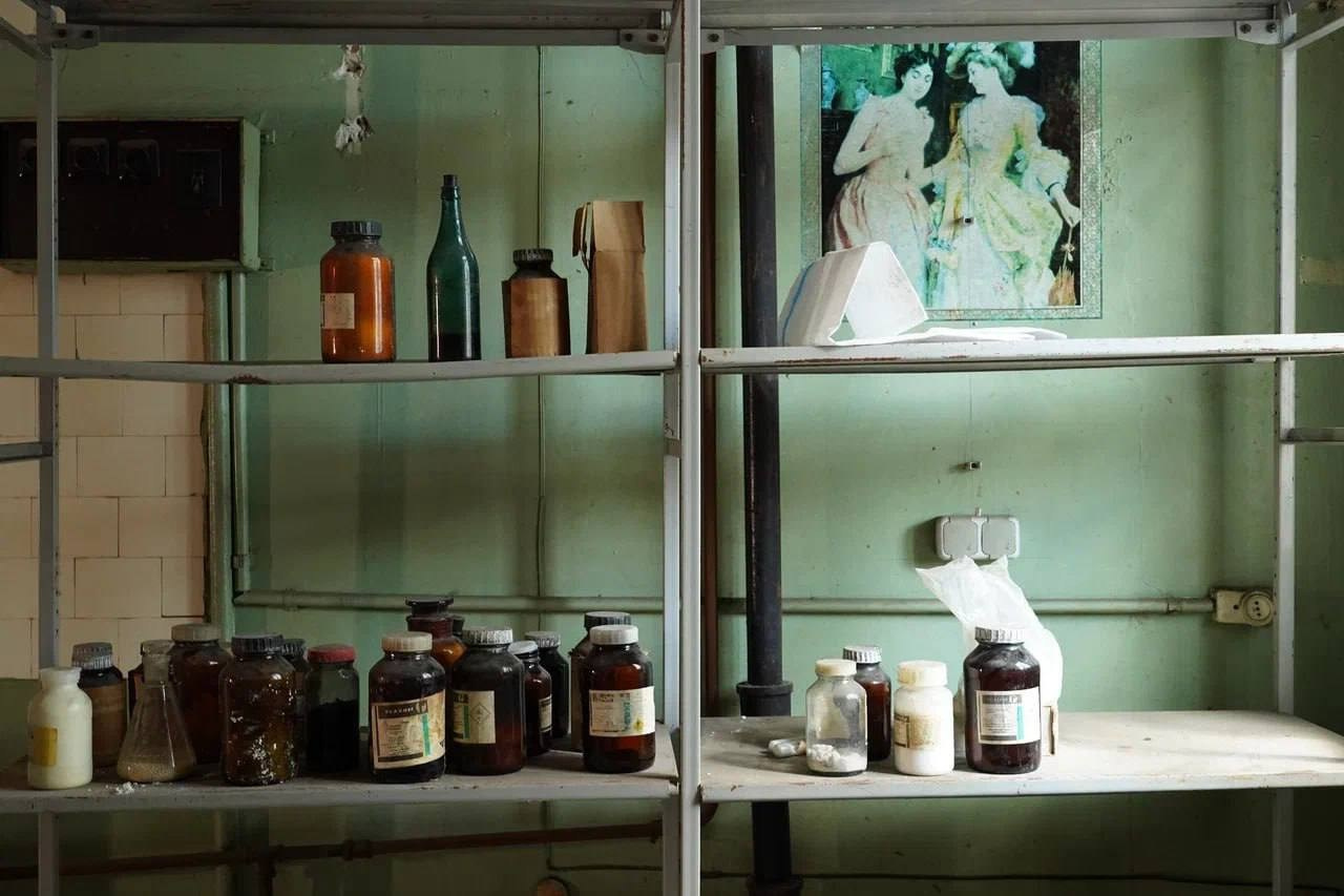 Лаборатория. Кино в НИИ СНЕГИРИ (Very Strong Place) — Москва