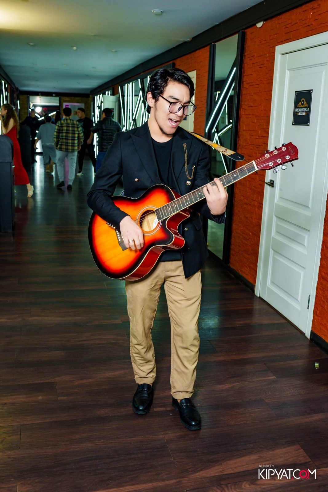 УХО И МЕДВЕДЬ НА САИНА. КИПЯТКОМ АЛМАТЫ!