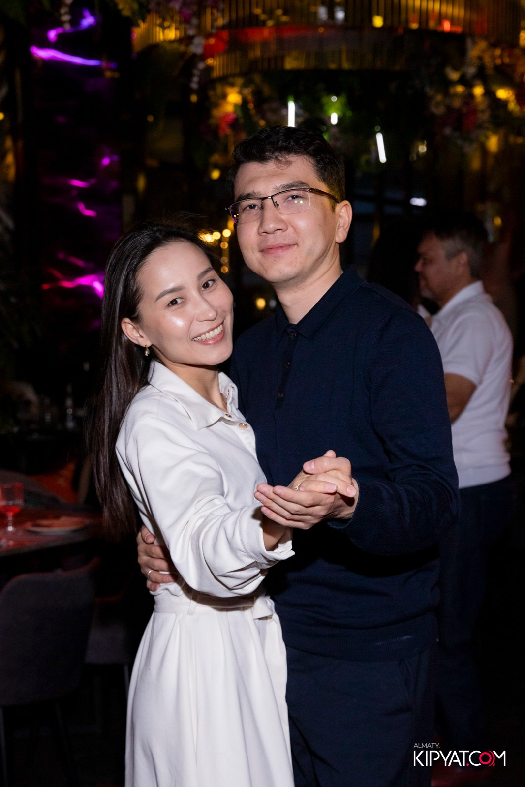 FRIENDS BAR & TERRACE. КИПЯТКОМ АЛМАТЫ! Фотосъемка мероприятий в Алматы