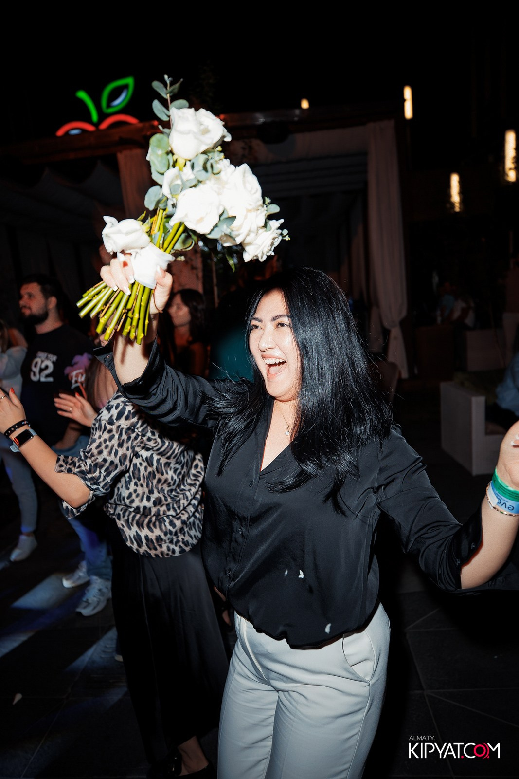 EVENT BAR. КИПЯТКОМ АЛМАТЫ!