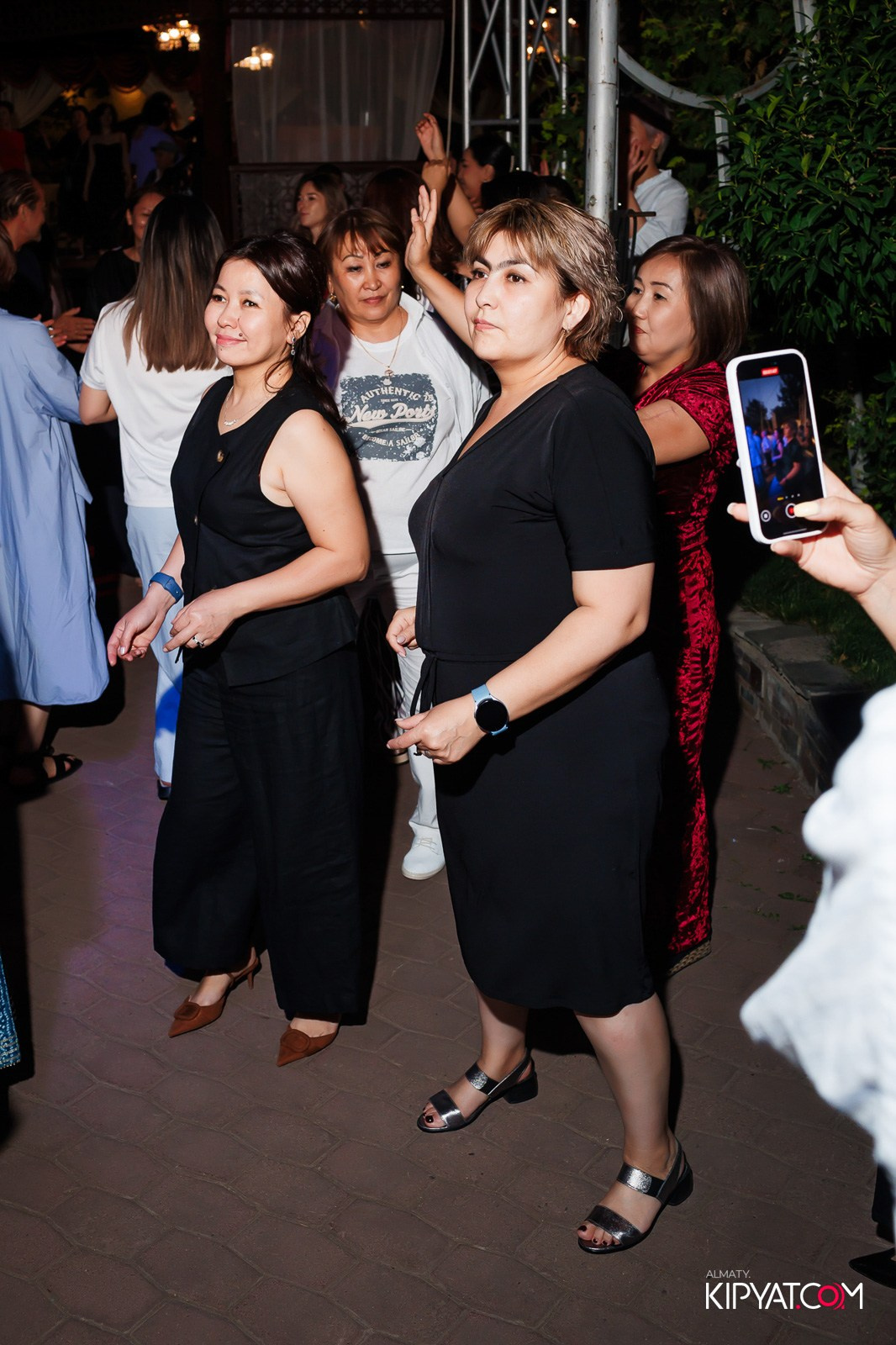 РЕСТОРАН УЧ ЛЯГАН. КИПЯТКОМ АЛМАТЫ!