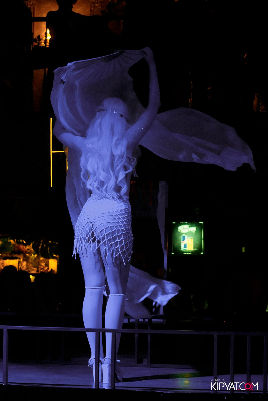 БАЛ НЕЧИСТИ В HIT RETRO. КИПЯТКОМ АЛМАТЫ!