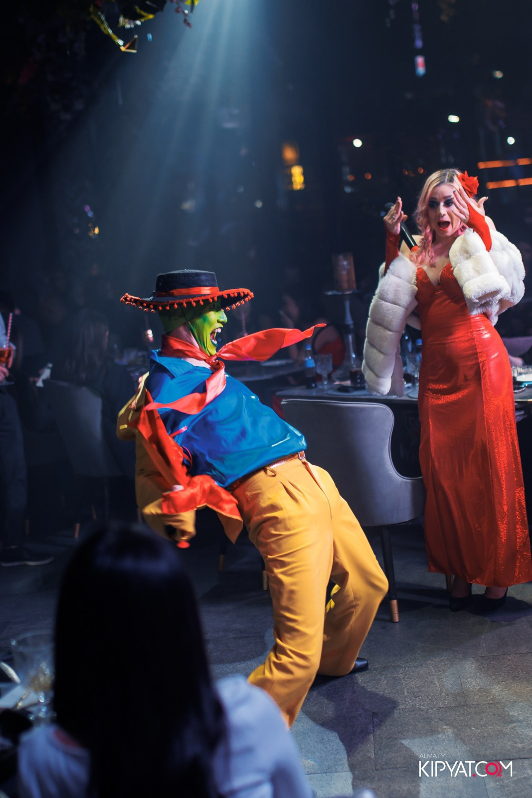 FRIENDS BAR & TERRACE. КИПЯТКОМ АЛМАТЫ!