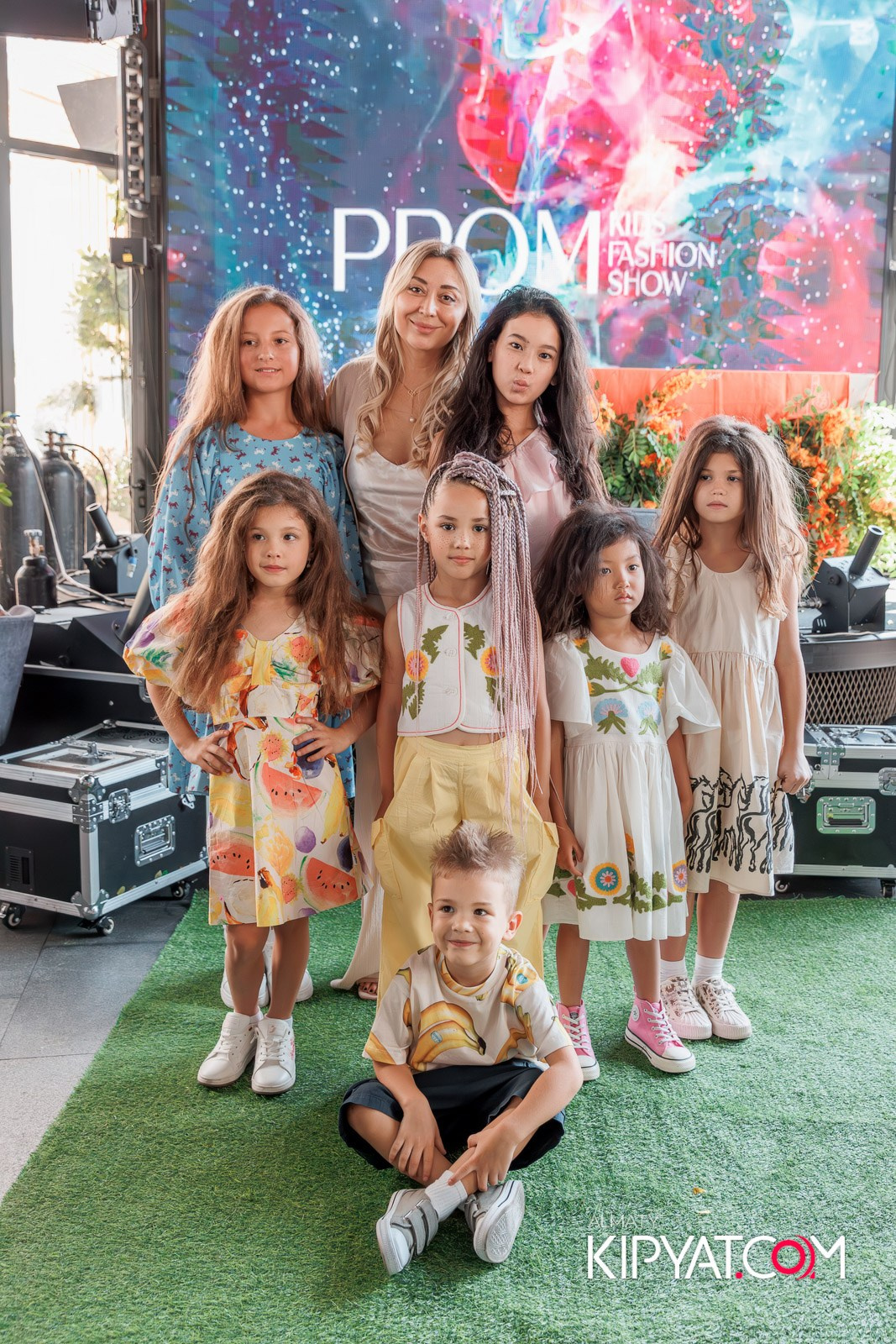 PROM KIDS FASHION SHOW. КИПЯТКОМ АЛМАТЫ!