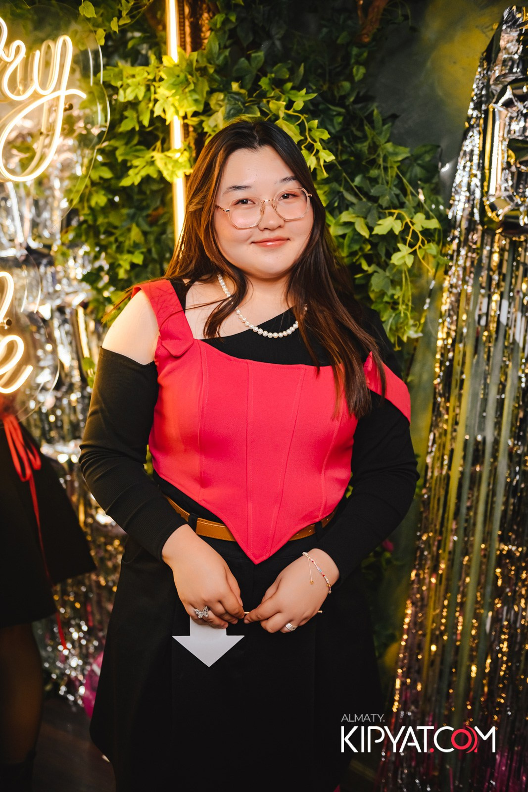 УХО И МЕДВЕДЬ НА САИНА. КИПЯТКОМ АЛМАТЫ! Фотосъемка мероприятий в Алматы