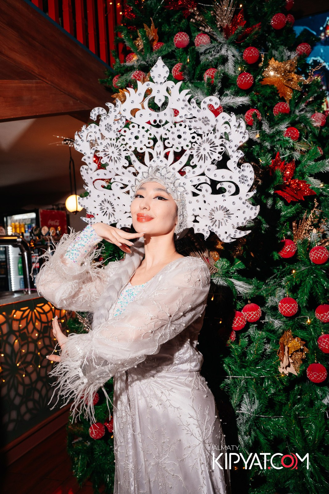 ГРУЗИНСКИЙ ДВОР НА КАБАНБАЙ БАТЫРА. КИПЯТКОМ АЛМАТЫ!