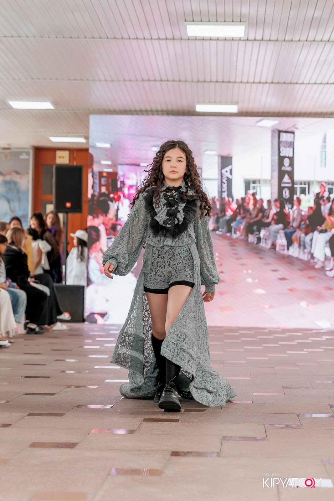 JUNIOR FASHION SHOW. КИПЯТКОМ АЛМАТЫ!