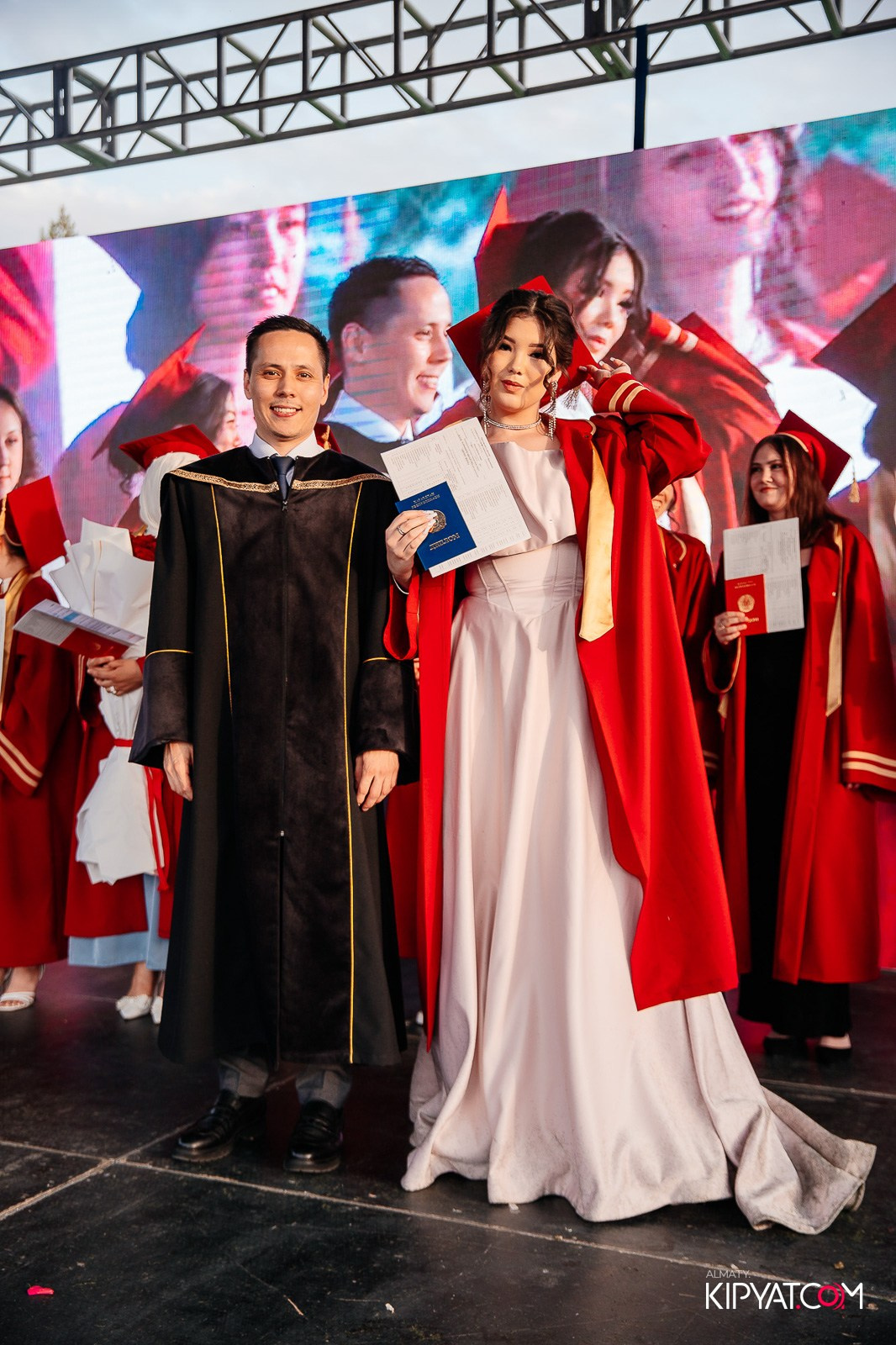 ВРУЧЕНИЕ ДИПЛОМОВ — НАРХОЗ КОЛЛЕДЖ. Part 4. КИПЯТКОМ АЛМАТЫ!