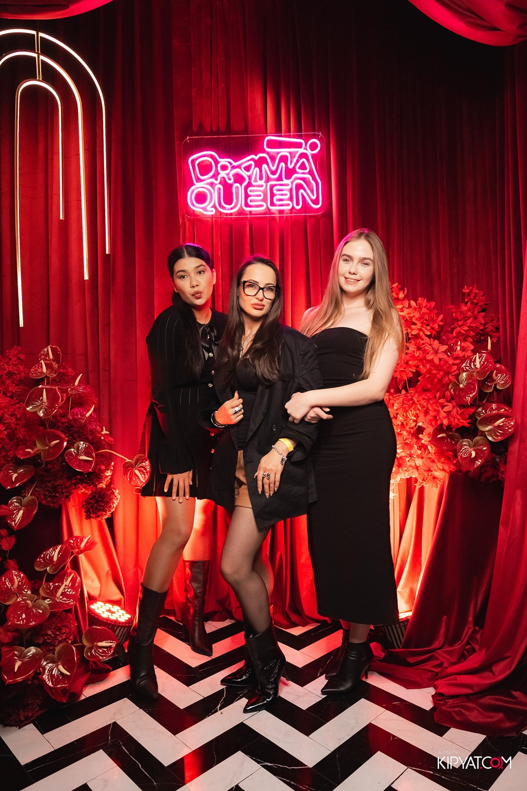 QUEEN. КИПЯТКОМ АЛМАТЫ!