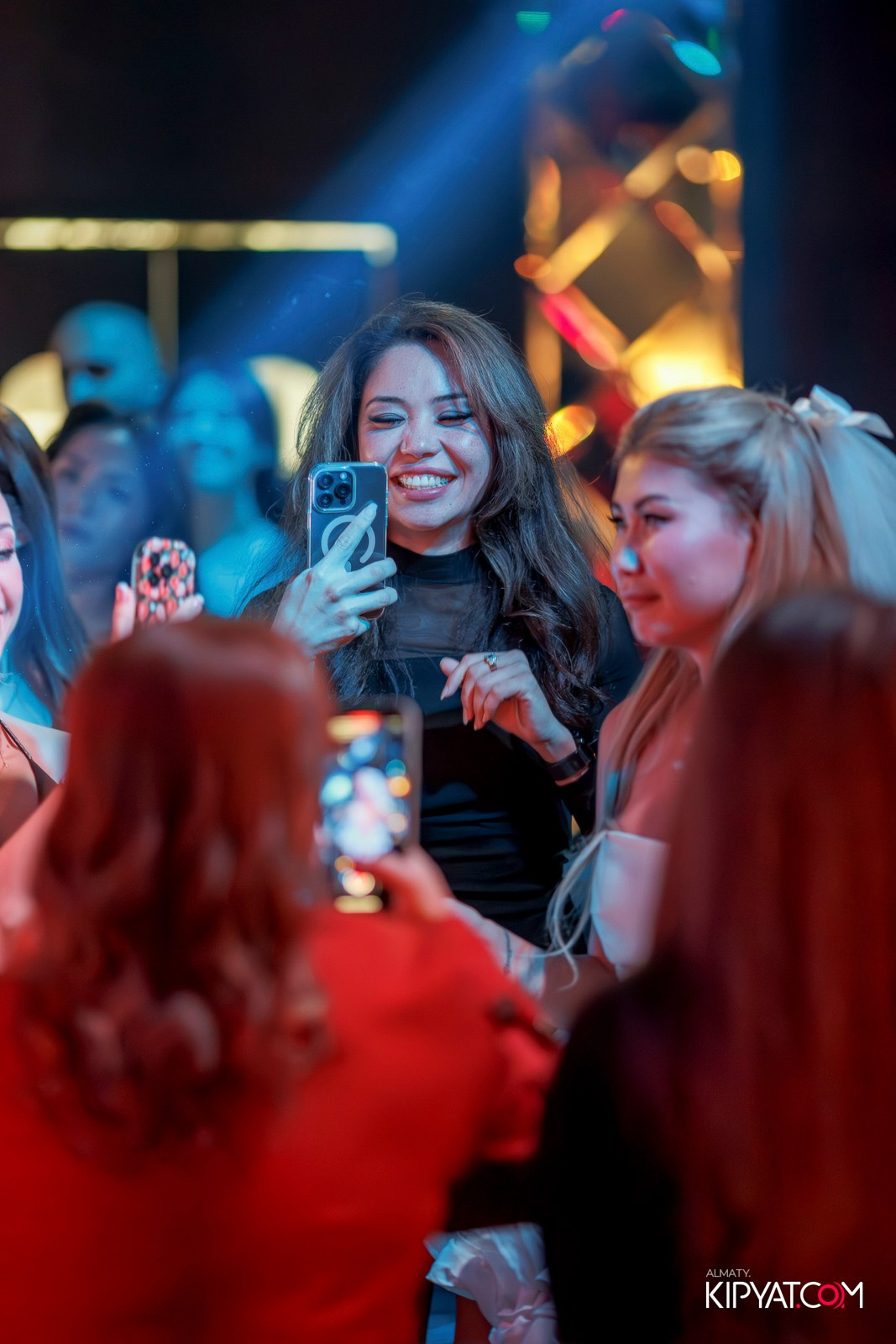 MOOD KARAOKE & TERRACE. КИПЯТКОМ АЛМАТЫ!