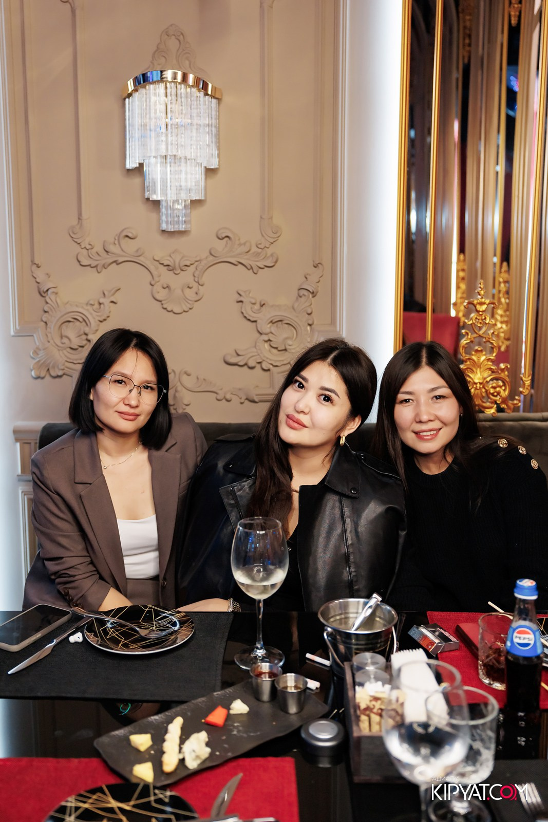 ЗАЯ, НА БИС. КИПЯТКОМ АЛМАТЫ!