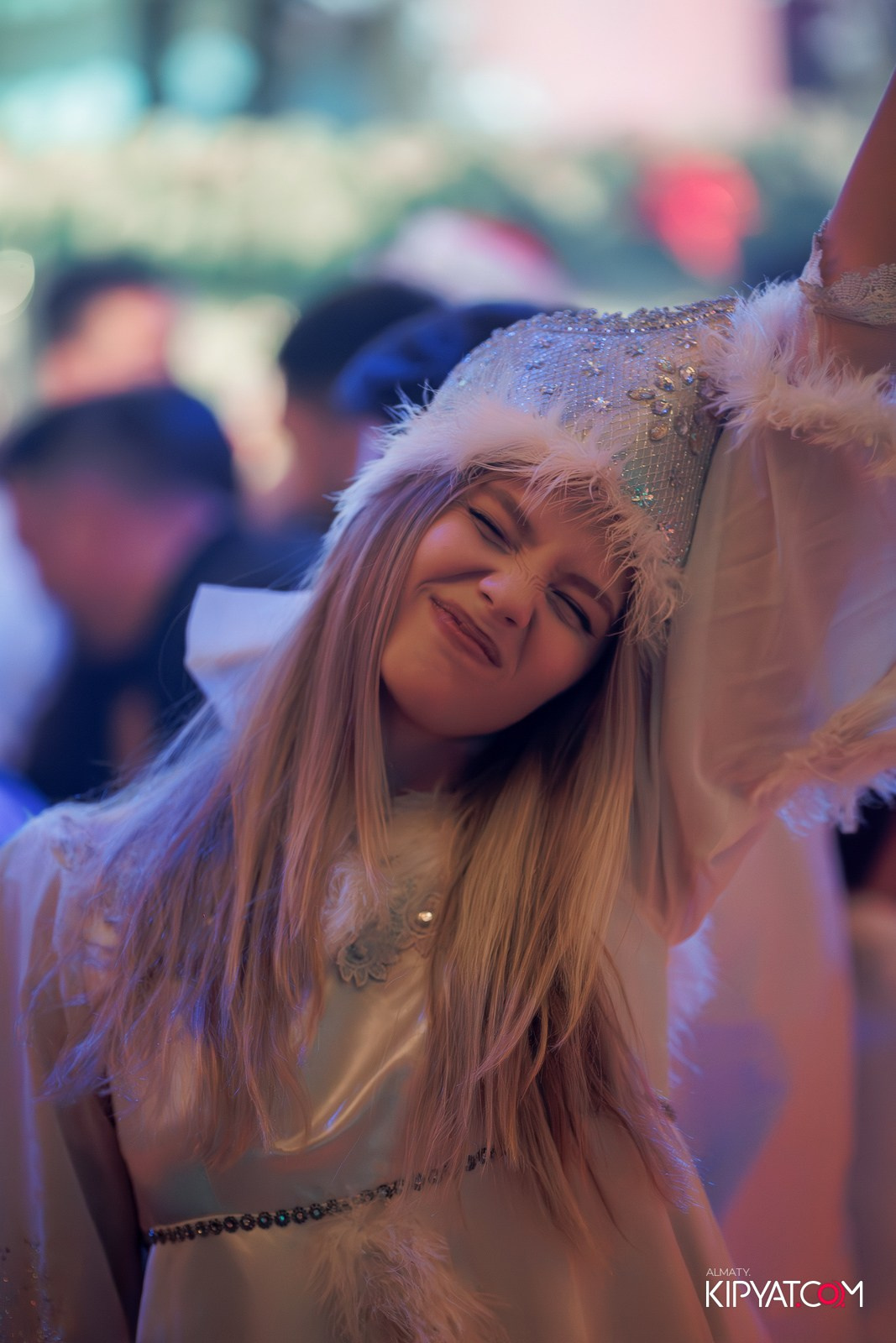 FITNESS ЁЛКА в ночном клубе SANTA BARBARA. КИПЯТКОМ АЛМАТЫ!