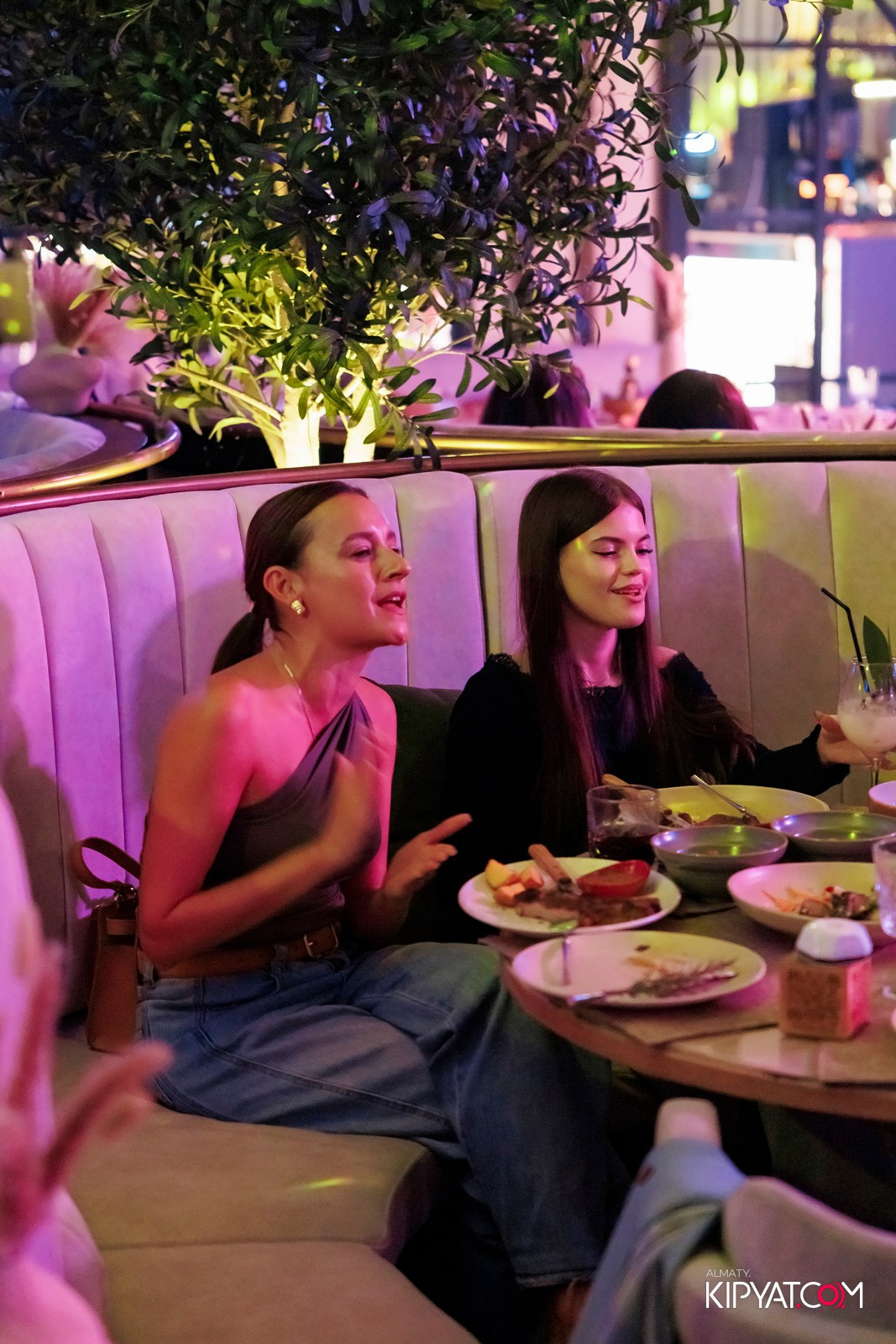 SAHARA ASIAN MIX RESTAURANT. КИПЯТКОМ АЛМАТЫ! Фотосъемка мероприятий в Алматы