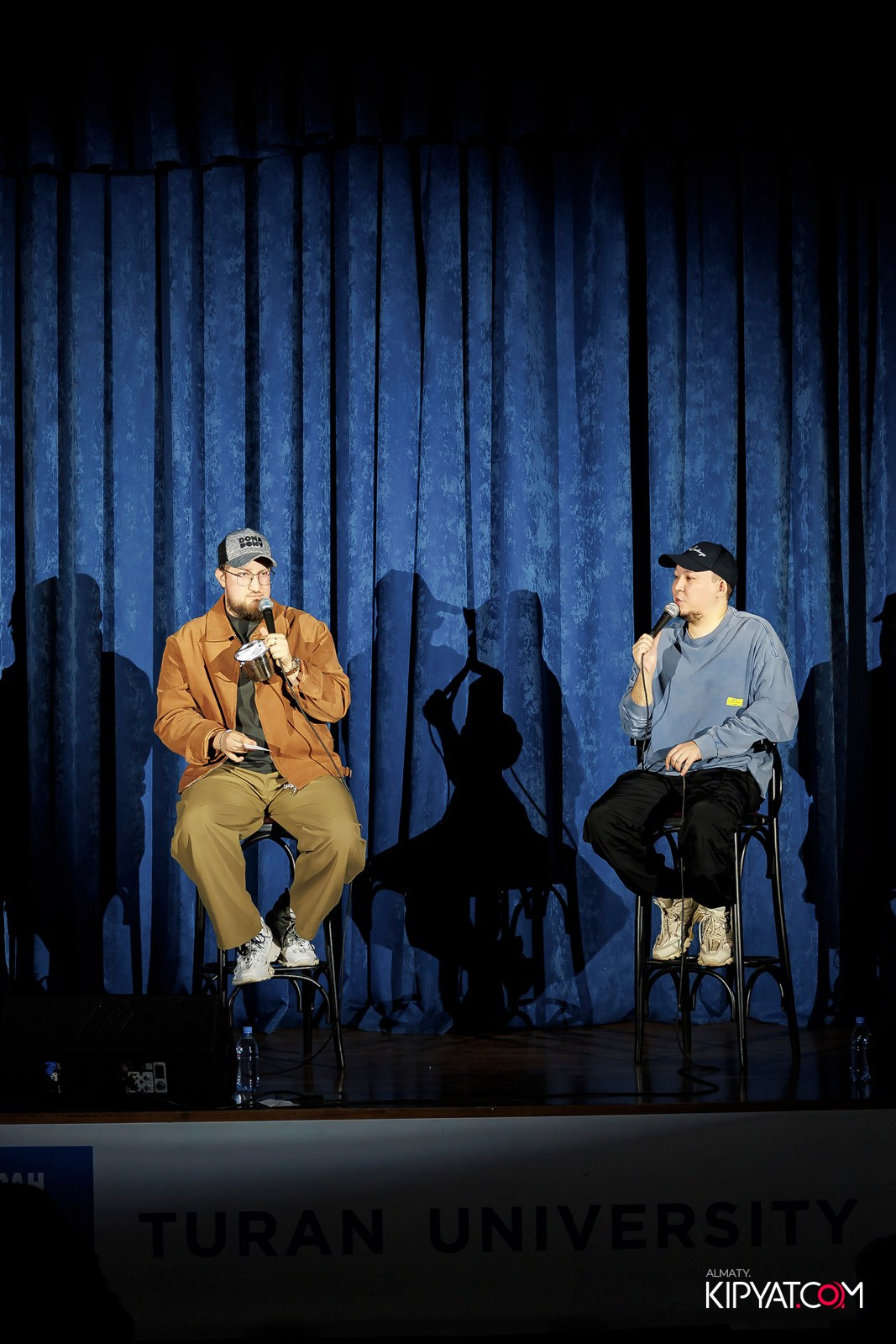 ИМПРОВИЗАЦИОННОЕ STAND UP ШОУ. КИПЯТКОМ АЛМАТЫ! Фотосъемка мероприятий в Алматы