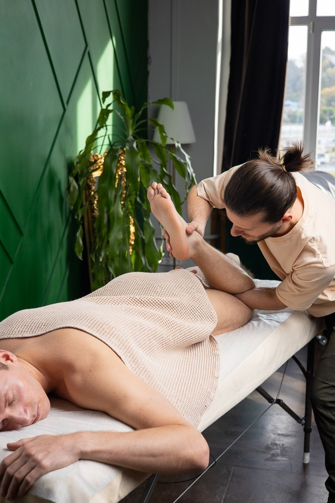 Массаж. Семейный и Свадебный фотограф в Сочи