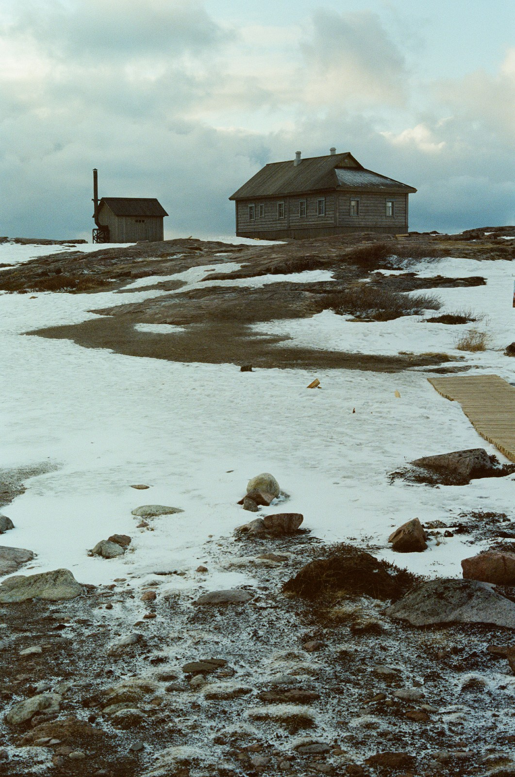 Teriberka (Murmansk). Another person Pavel Potseluev. A photographer in 2025