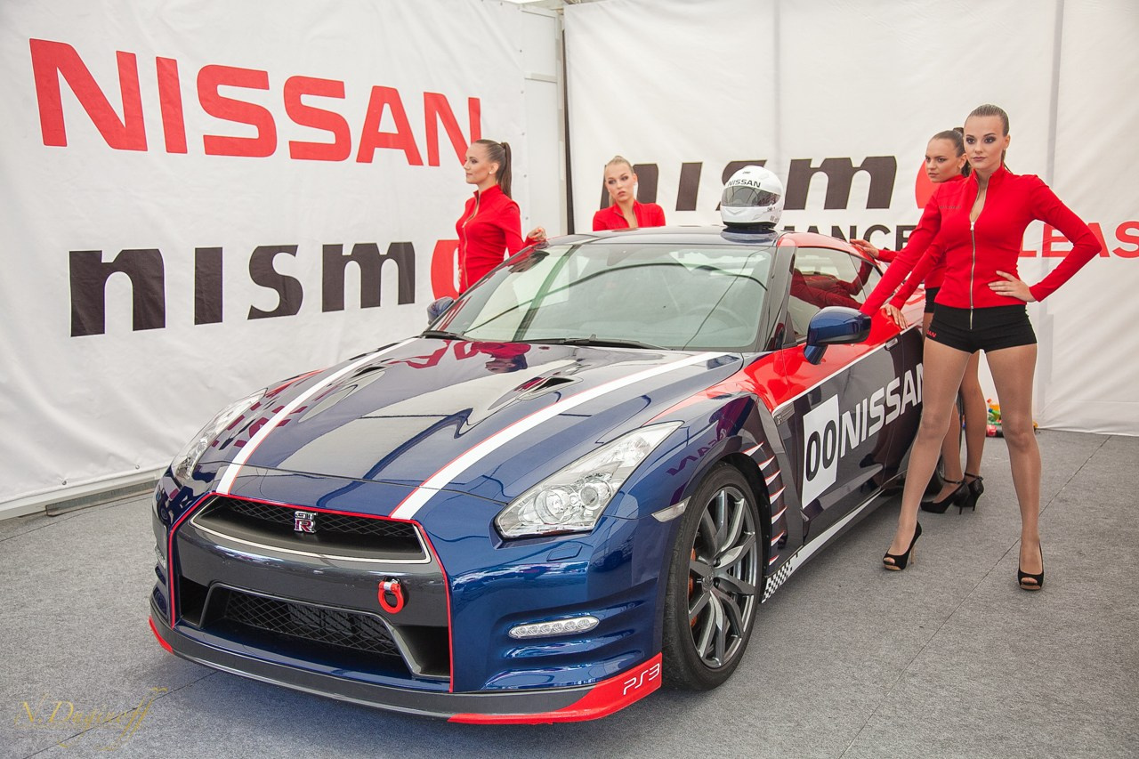 Nissan Nissmo Drive. Профессиональный фотограф Дугинов Николай | Екатеринбург