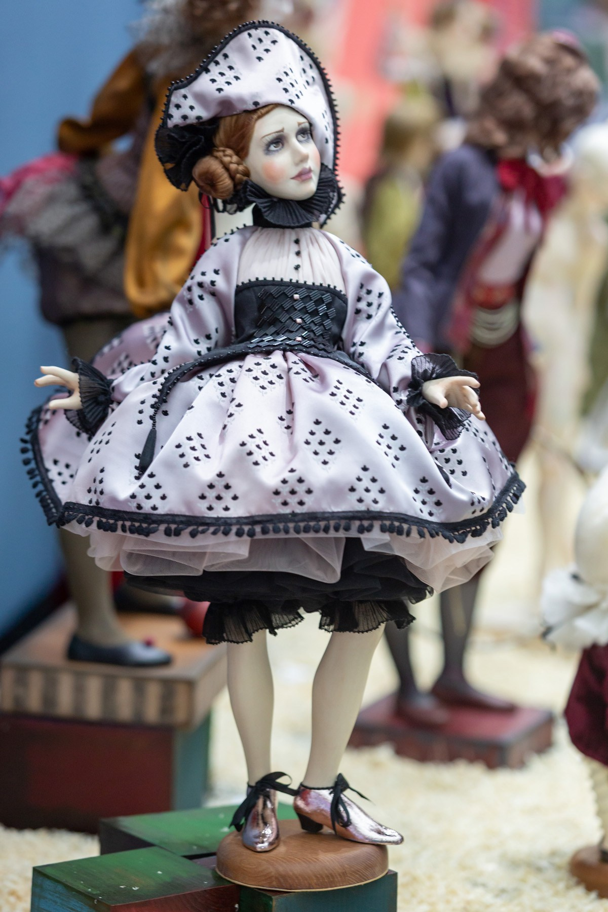 Международная выставка «Искусство куклы 2025», Москва, Гостиный двор, 9–12 октября 2025 г. Портретные фотографы в Москве — Анна и Алексей Бородины