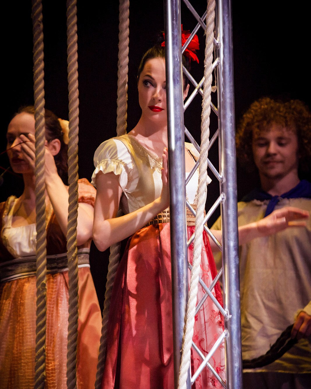 ТЕАТР. Фотограф и видеограф для бизнеса в Москве — фуд, рестораны, интерьер, контент | Sizov Studio