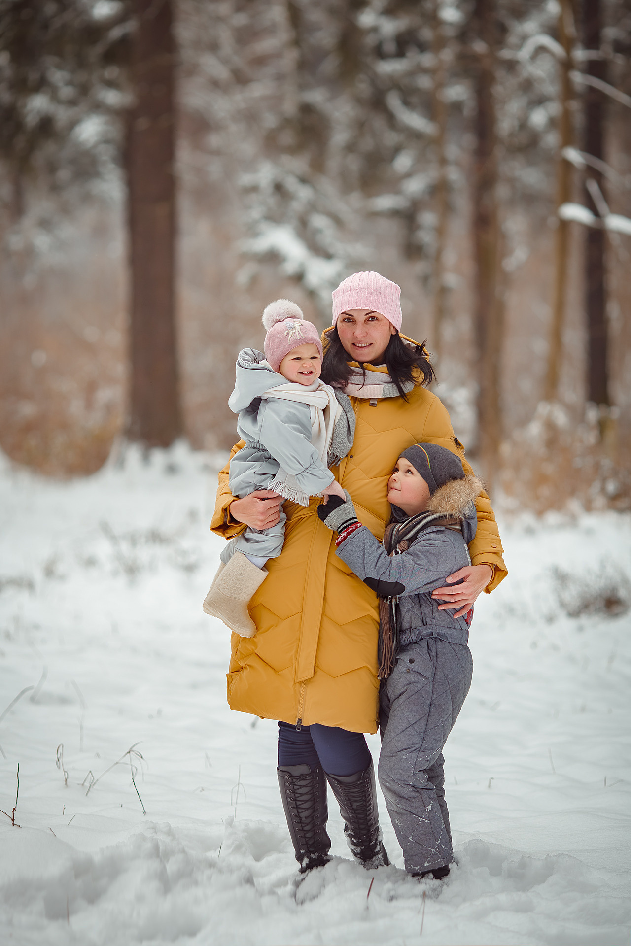Настя, Кирилл, Вика, Ника, Дмитрий и бабушка. Семейный и детский фотограф в Москве Дорогова Екатерина