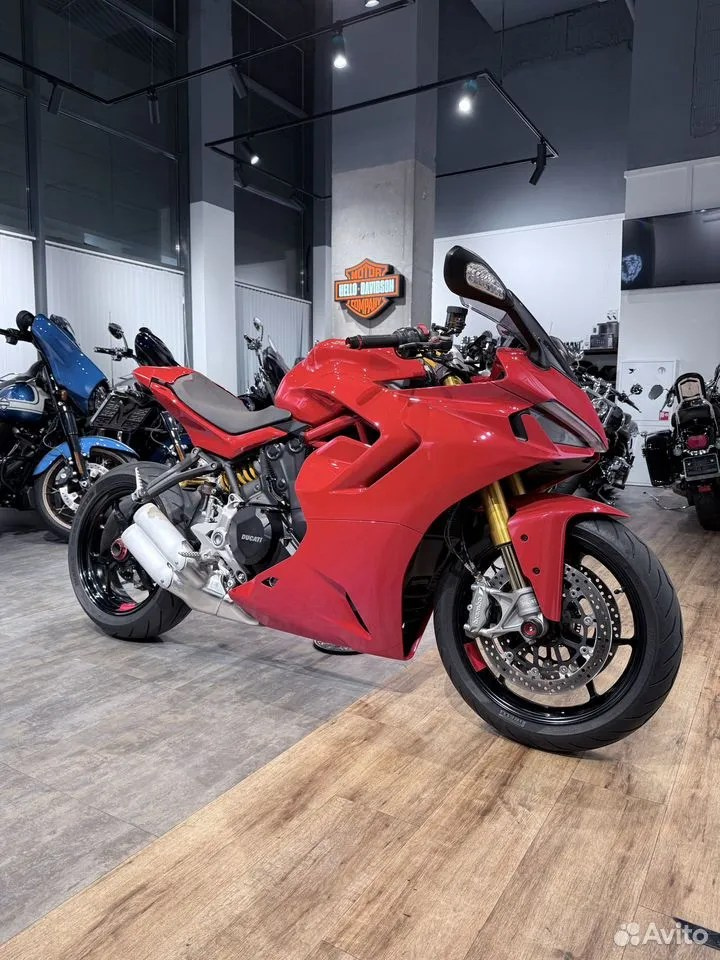 Купить 2023 Ducati Supersport 950S — подробнее на сайте. Hello Davidson, Москва. Только хорошие мотоциклы…