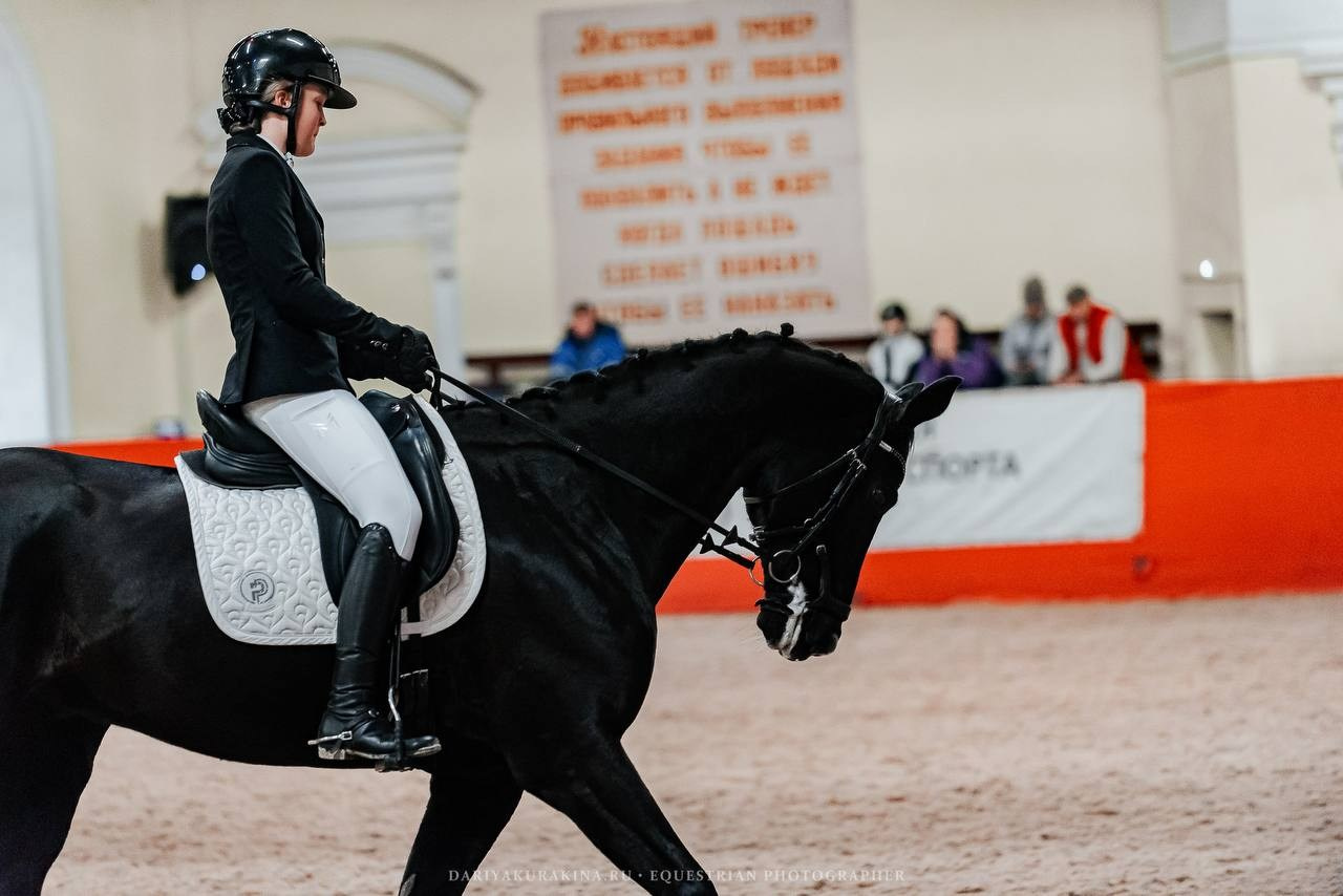 ОСЕННИЙ КУБОК КЦ «ИЗМАЙЛОВО», тренерская дуэль 5 этап. Куракина Дарья • Конный фотограф