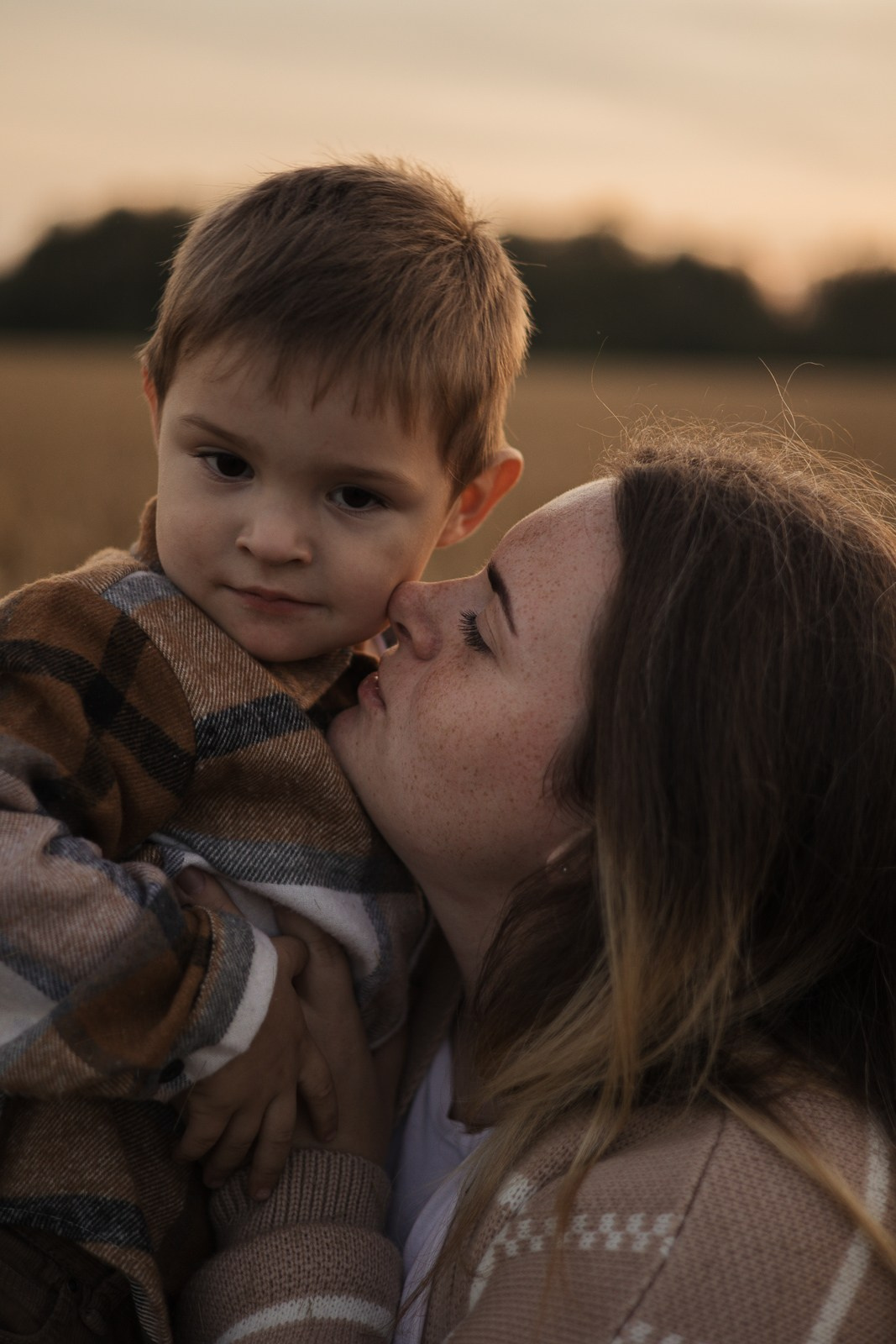 Семья в поле. Фотограф в Москве и Домодедово Ирина Коростелева
