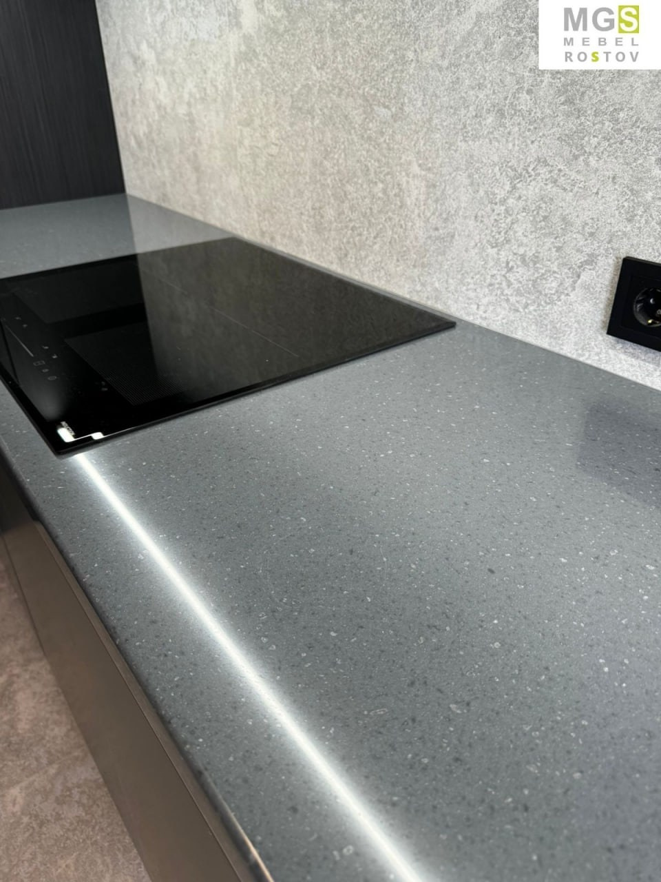 Рабочая поверхность кухни от производителя МГС мебель