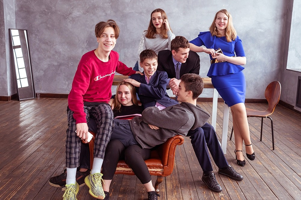 В школе. Выпускные альбомы СПБ. Фотограф в Садик и Школу