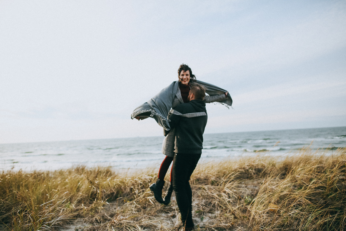 Счастливые Мила и Ваня. Соня Черных (sophieblack)