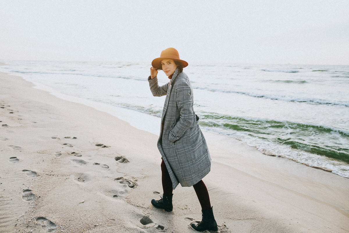 Счастливые Мила и Ваня. Соня Черных (sophieblack)