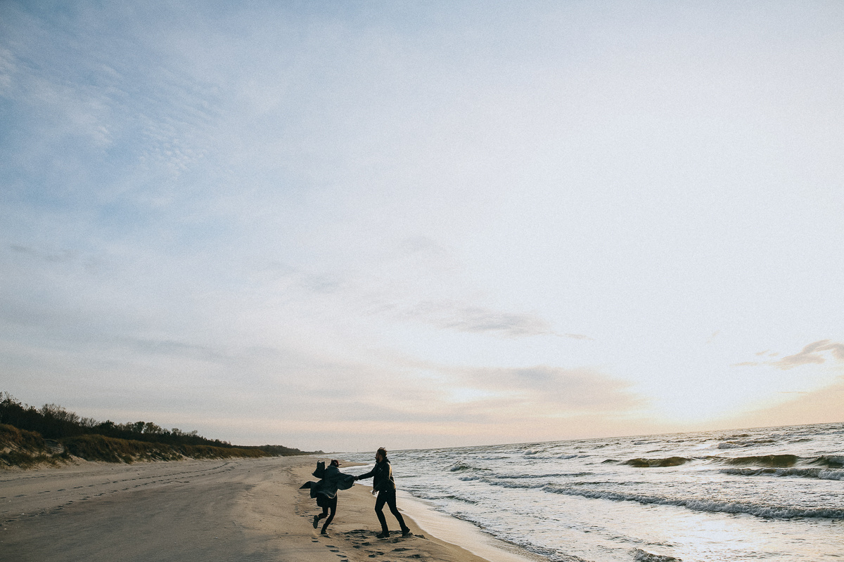 Счастливые Мила и Ваня. Соня Черных (sophieblack)