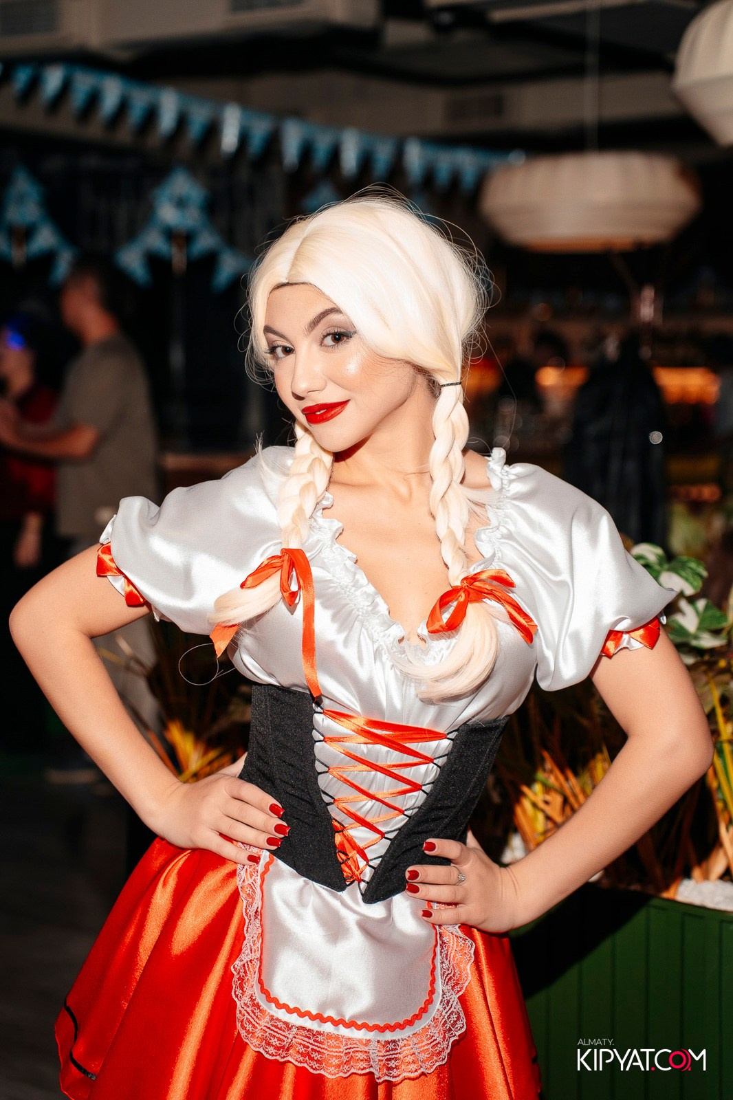 OKTOBERFEST — ПИНТА НА СЕЙФУЛЛИНА. КИПЯТКОМ АЛМАТЫ!