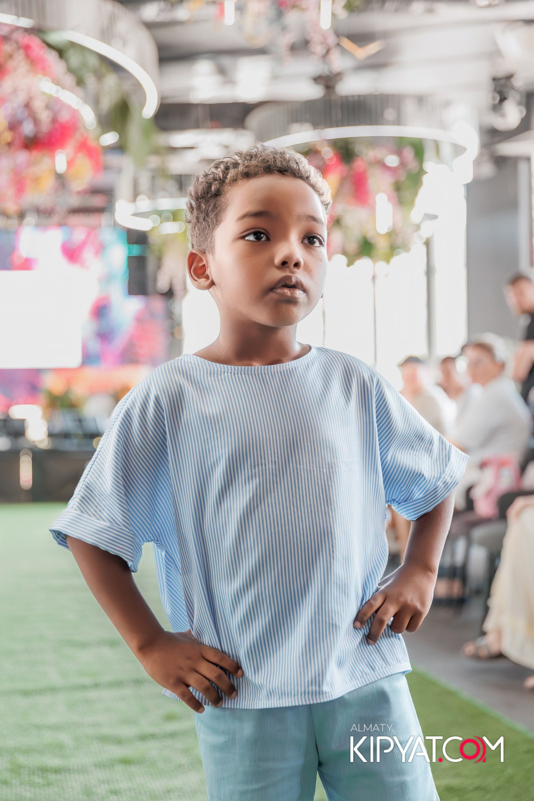 PROM KIDS FASHION SHOW. КИПЯТКОМ АЛМАТЫ!