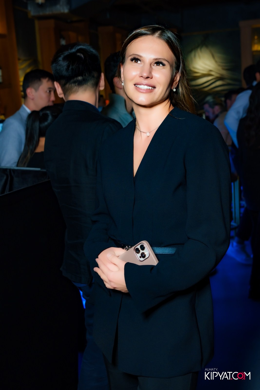 LAUREATE KARAOKE HALL. КИПЯТКОМ АЛМАТЫ!