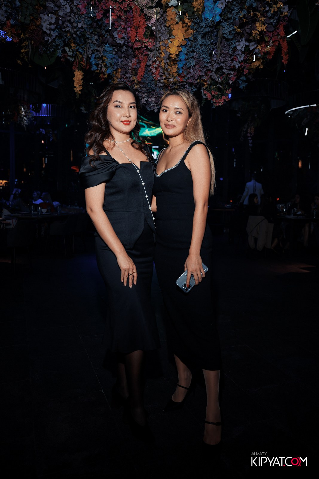 FRIENDS BAR & TERRACE. КИПЯТКОМ АЛМАТЫ!