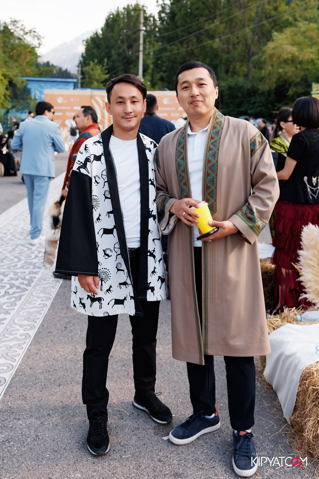 KANG REN TANG. КИПЯТКОМ АЛМАТЫ!