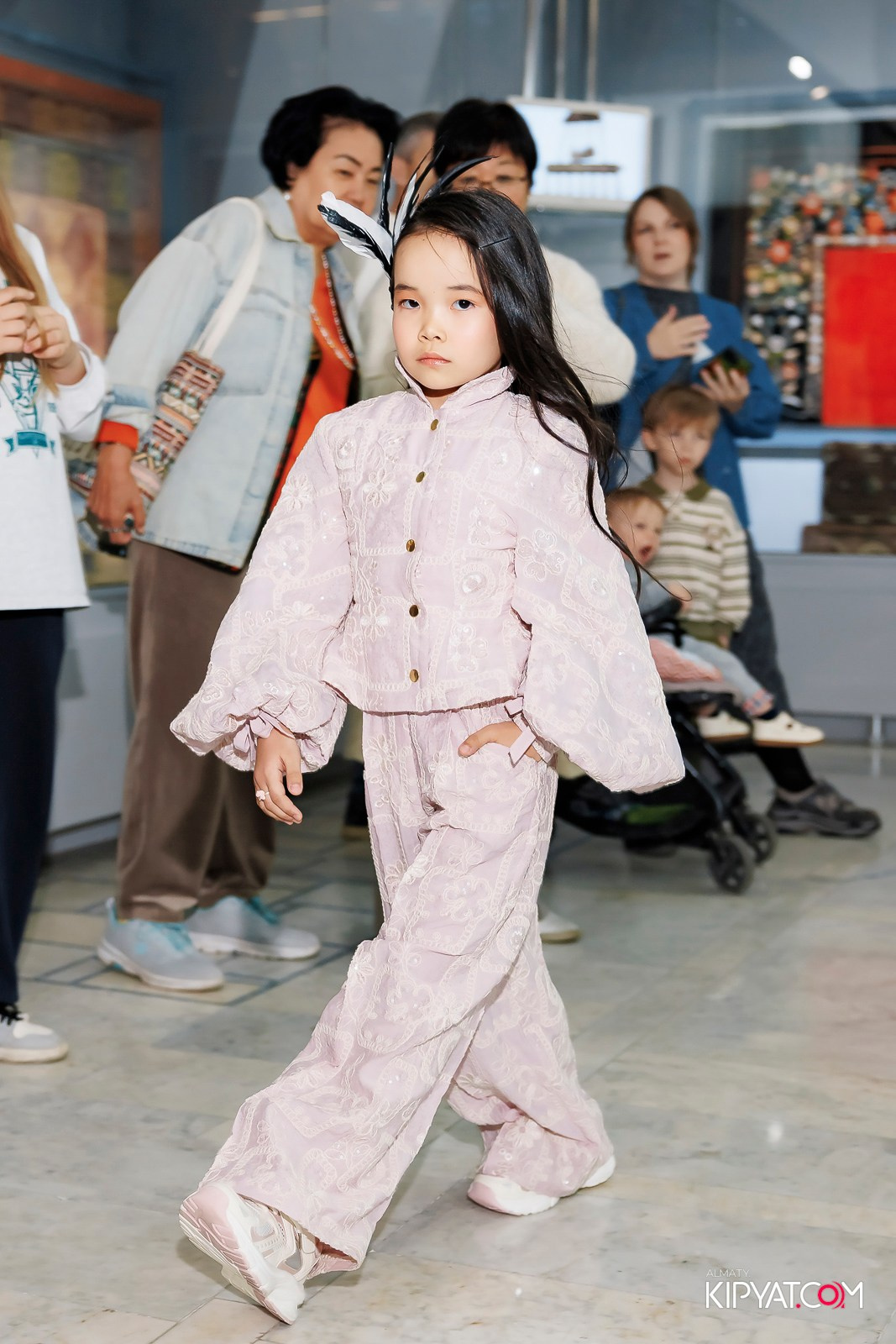 JUNIOR MODELS SHOW. ПЕРФОМАНС НОЧЬ В МУЗЕЕ. КИПЯТКОМ АЛМАТЫ! Фотосъемка мероприятий в Алматы