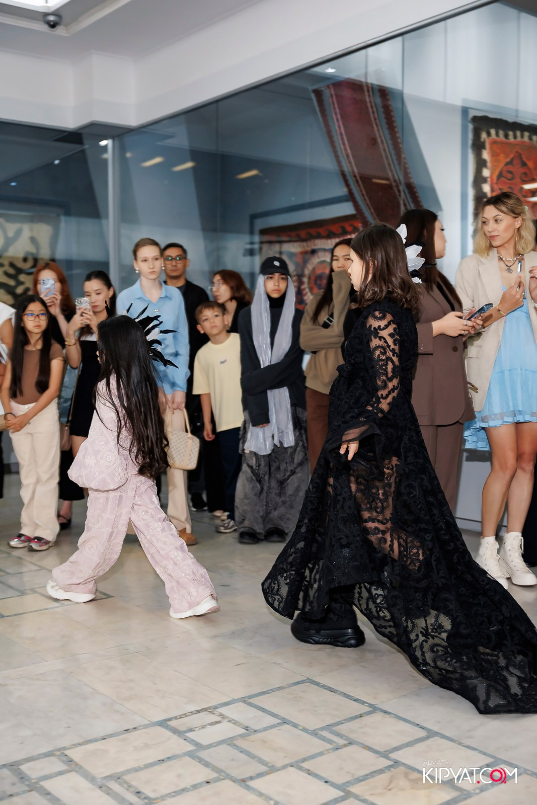 JUNIOR MODELS SHOW. ПЕРФОМАНС НОЧЬ В МУЗЕЕ. КИПЯТКОМ АЛМАТЫ! Фотосъемка мероприятий в Алматы