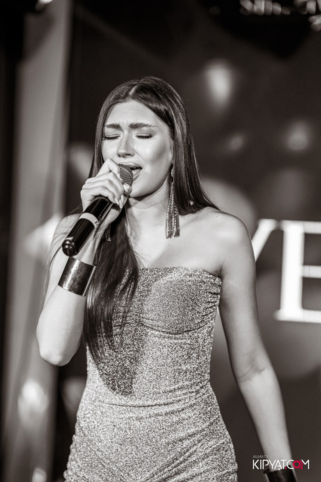 ПРЕЗЕНТАЦИЯ ЖУРНАЛА «VELLURE». КИПЯТКОМ АЛМАТЫ!