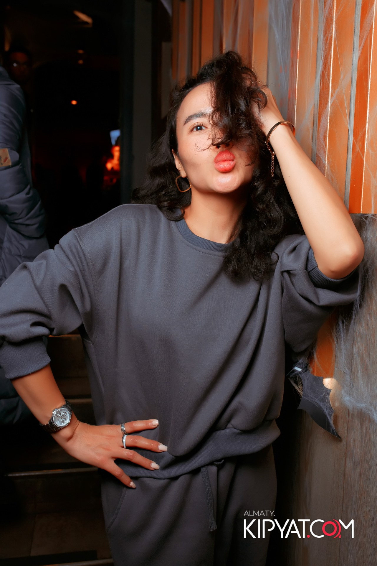 СУХОЙ ЗАКОН. КИПЯТКОМ АЛМАТЫ!