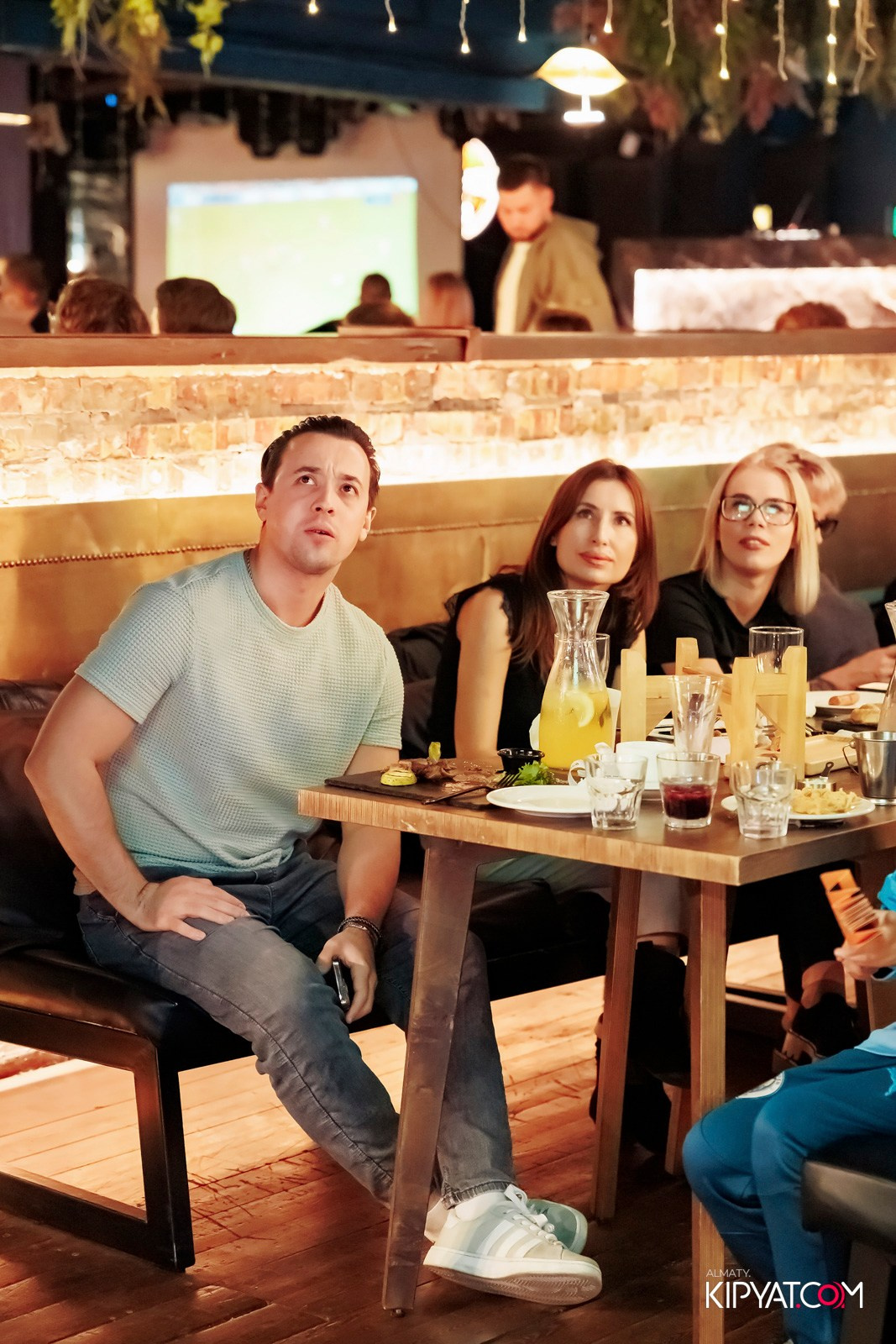 MUNCHEN PUB. КИПЯТКОМ АЛМАТЫ!