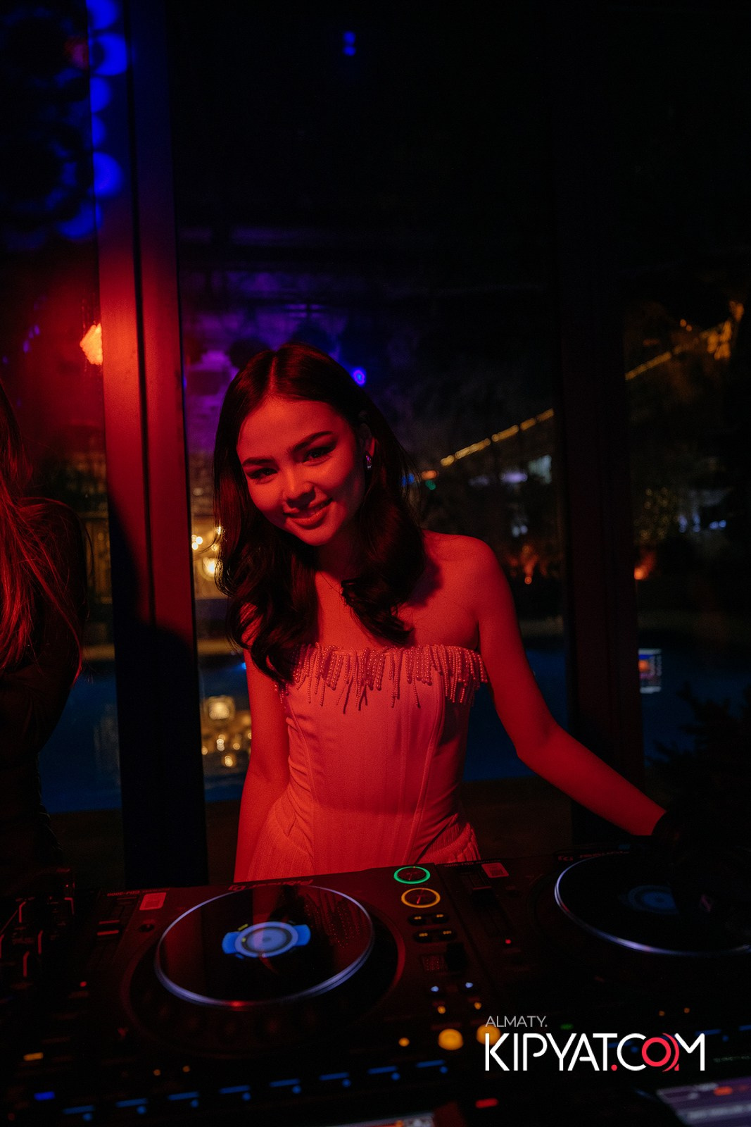 EDEN. КИПЯТКОМ АЛМАТЫ!