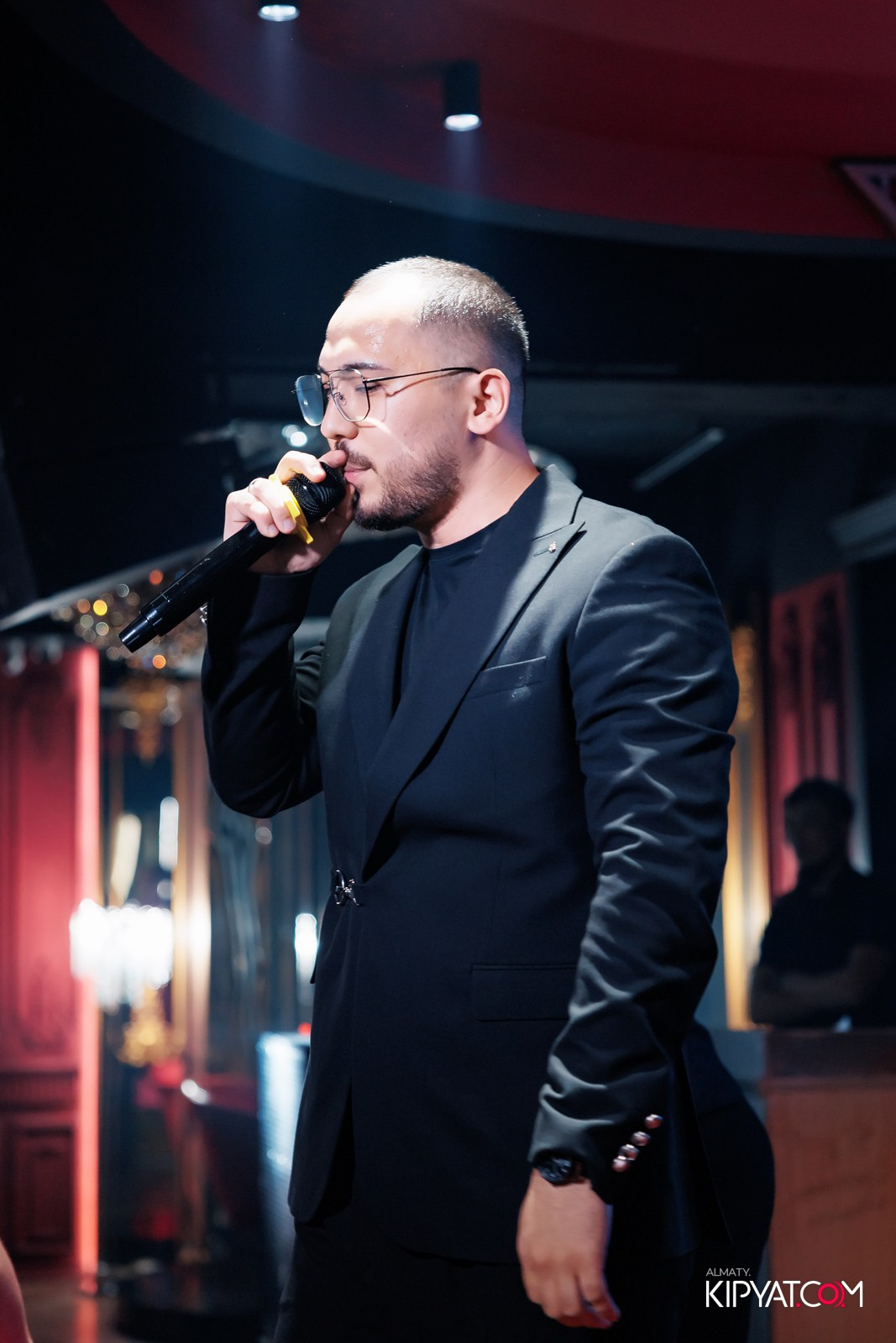 ЗАЯ, НА БИС. КИПЯТКОМ АЛМАТЫ!